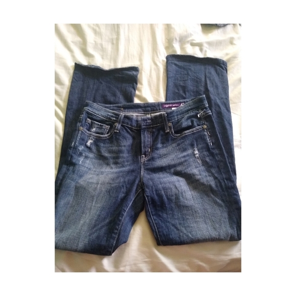 Vigoss mid rise dark wash boot cut distressed jeans Sz 11 - Picture 3 of 10